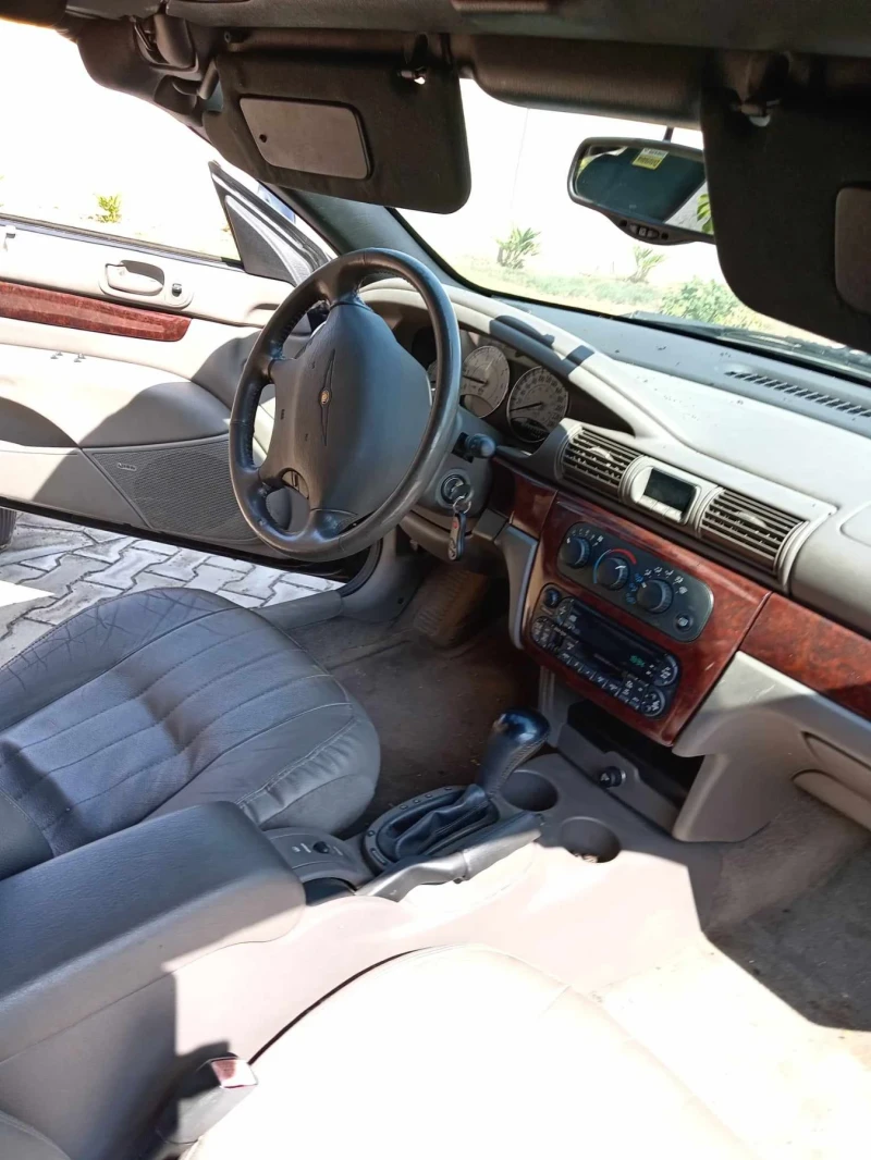 Chrysler Sebring 2700 кубика, снимка 1 - Автомобили и джипове - 47194936