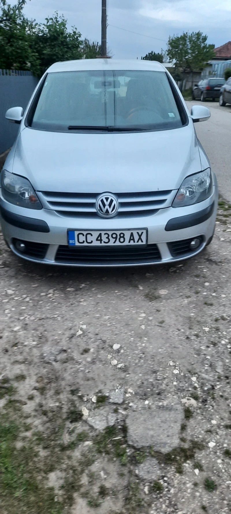 VW Golf Plus 1.9tdi, снимка 2 - Автомобили и джипове - 47695112