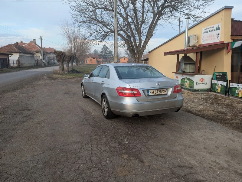 Mercedes-Benz E 350, снимка 9 - Автомобили и джипове - 48551591