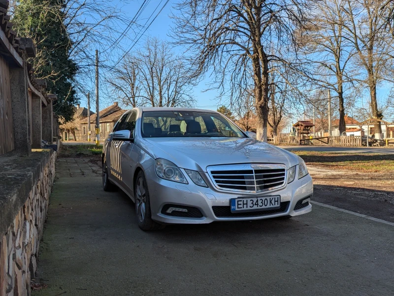 Mercedes-Benz E 350, снимка 1 - Автомобили и джипове - 48551591