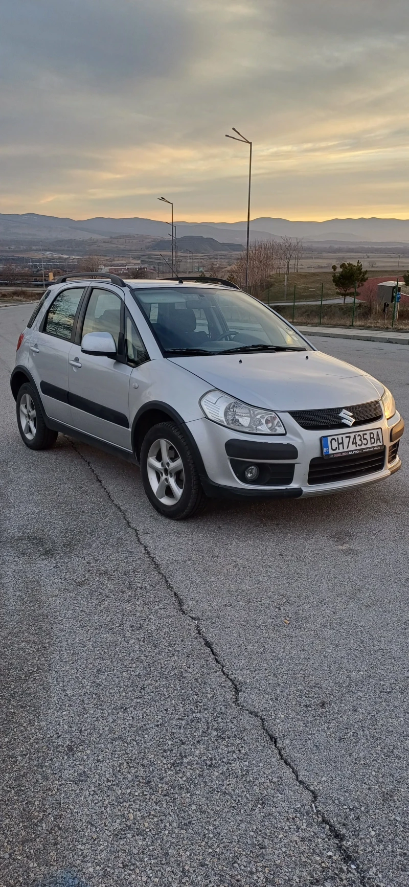 Suzuki SX4, снимка 1 - Автомобили и джипове - 49061332