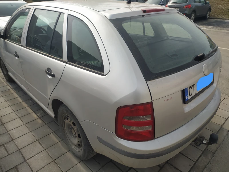 Skoda Fabia, снимка 8 - Автомобили и джипове - 49332199