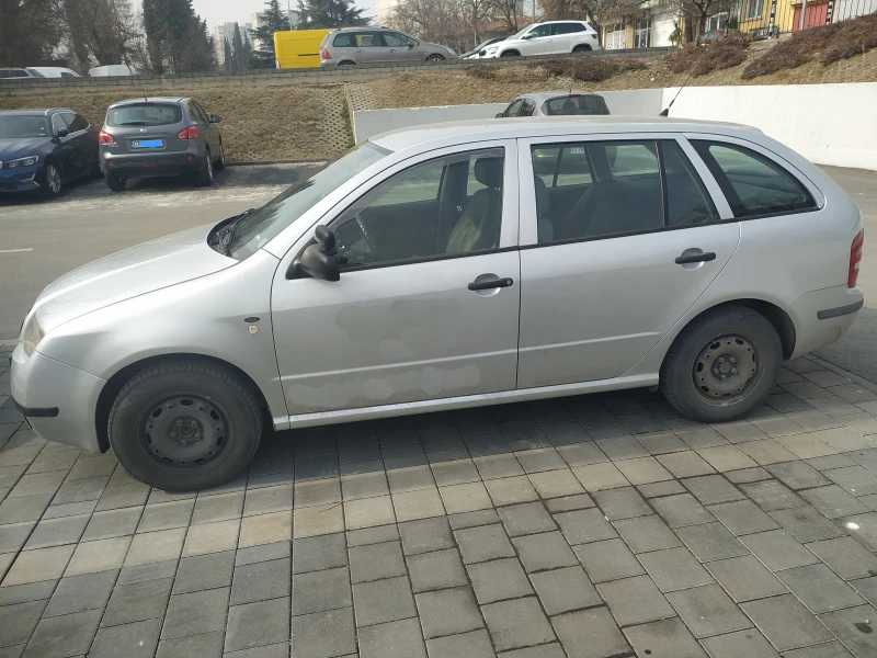 Skoda Fabia, снимка 3 - Автомобили и джипове - 49332199