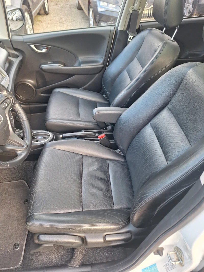 Honda Jazz 1, 3i-ВСИЧКИ ЕКСТРИ, снимка 16 - Автомобили и джипове - 53133005