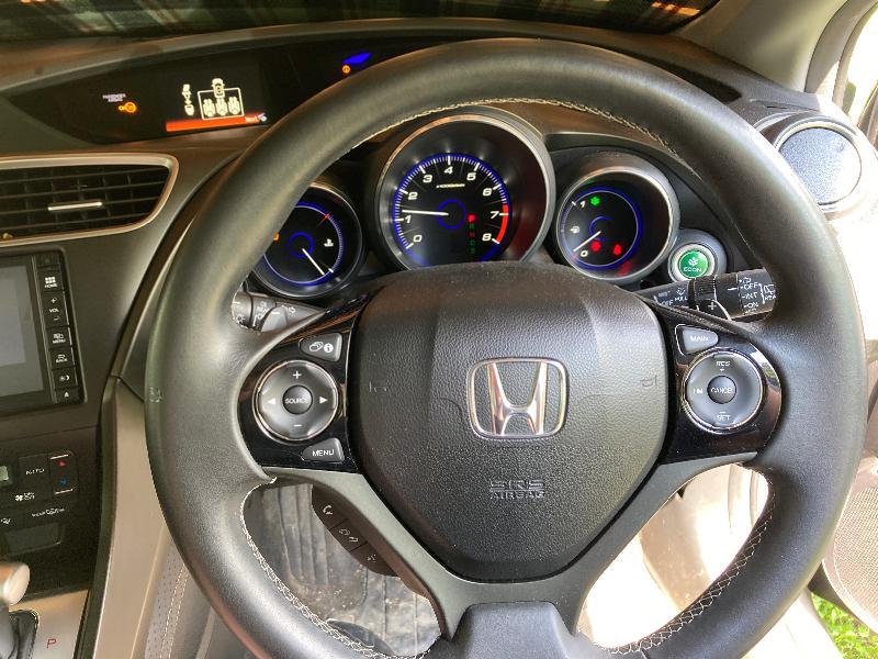 Honda Civic 1.8i automat. Facelift, снимка 2 - Автомобили и джипове - 23387298