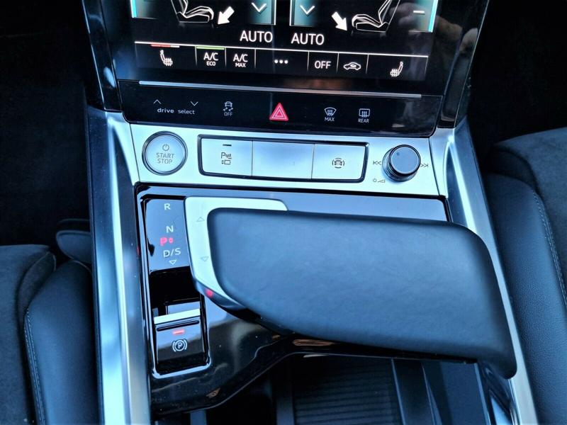 Audi E-Tron e-tron 50 quat, снимка 12 - Автомобили и джипове - 34929271