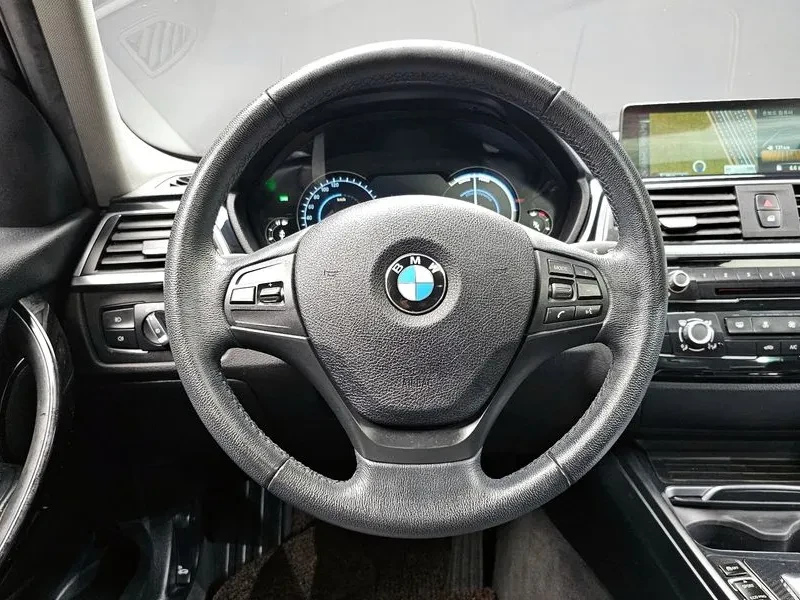 BMW 320, снимка 12 - Автомобили и джипове - 54593082