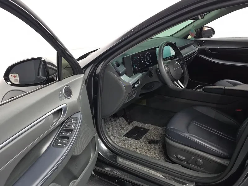 Hyundai Sonata 1.6 TURBO EXCLUSIVE, снимка 10 - Автомобили и джипове - 55012012