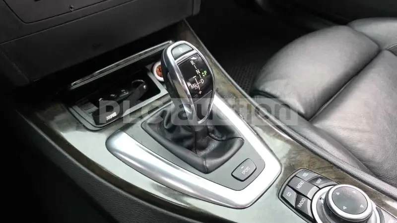 BMW 335 , ЦЕНА ДО БЪЛГАРИЯ, снимка 9 - Автомобили и джипове - 55314561