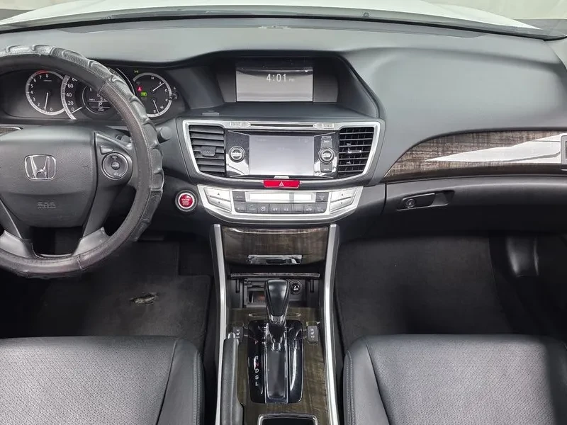 Honda Accord  2.4 9Th Generation, снимка 13 - Автомобили и джипове - 55985206
