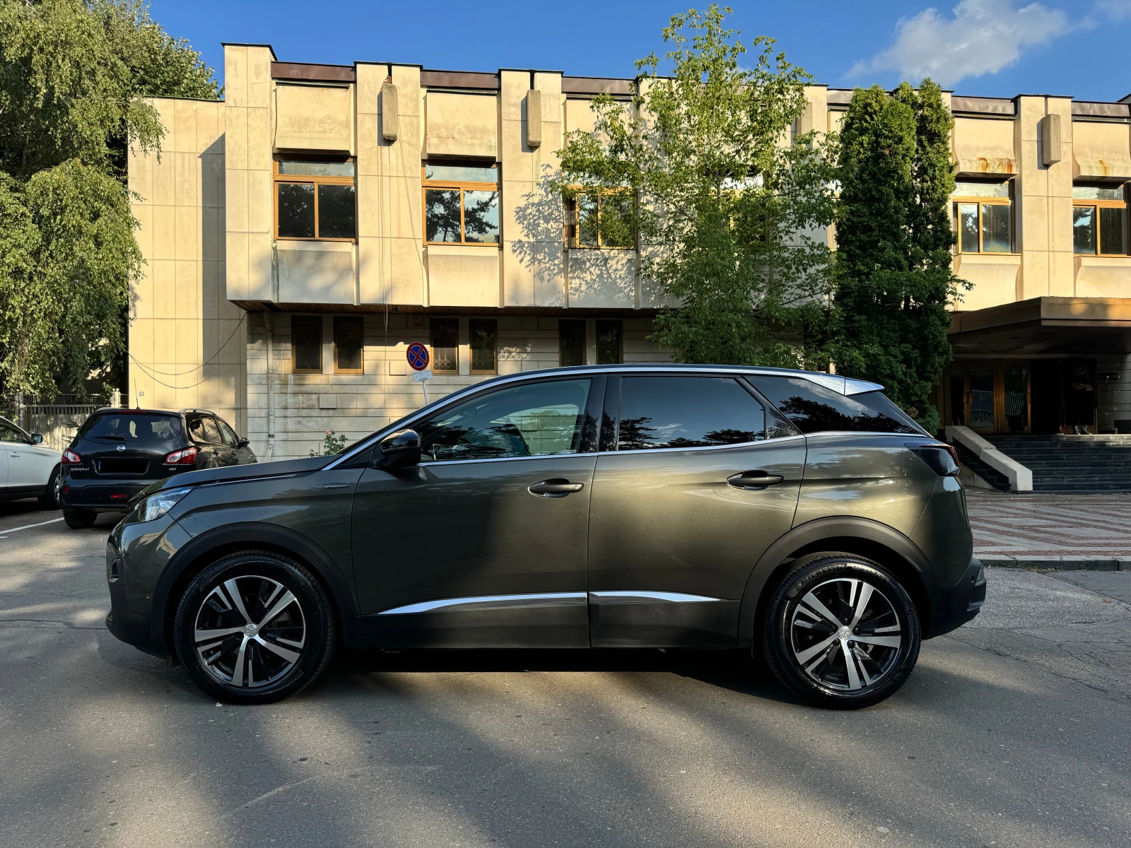 Peugeot 3008 GT Line BlueHDI 130 Allure - изображение 8