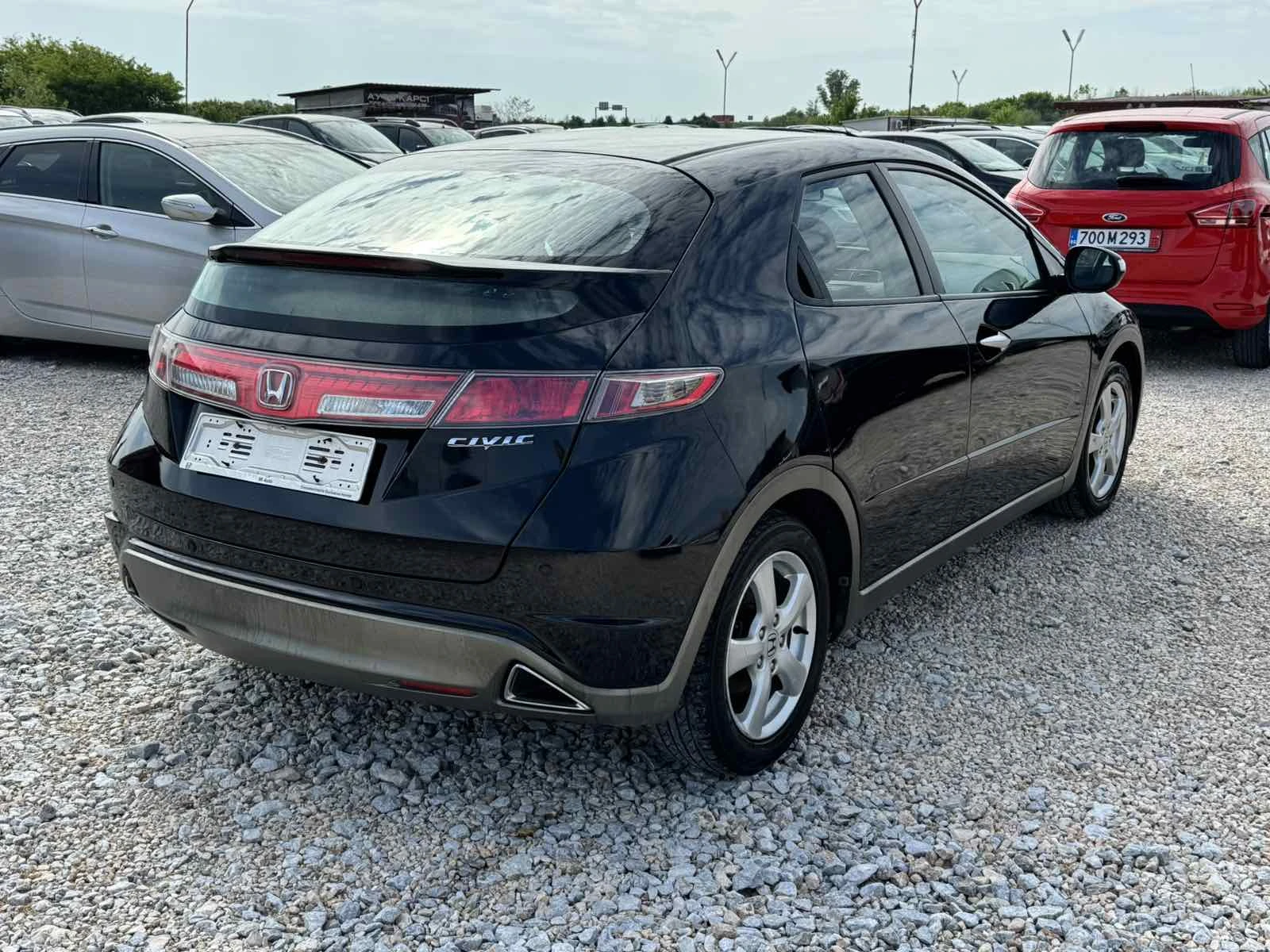 Honda Civic 1.4i - изображение 4