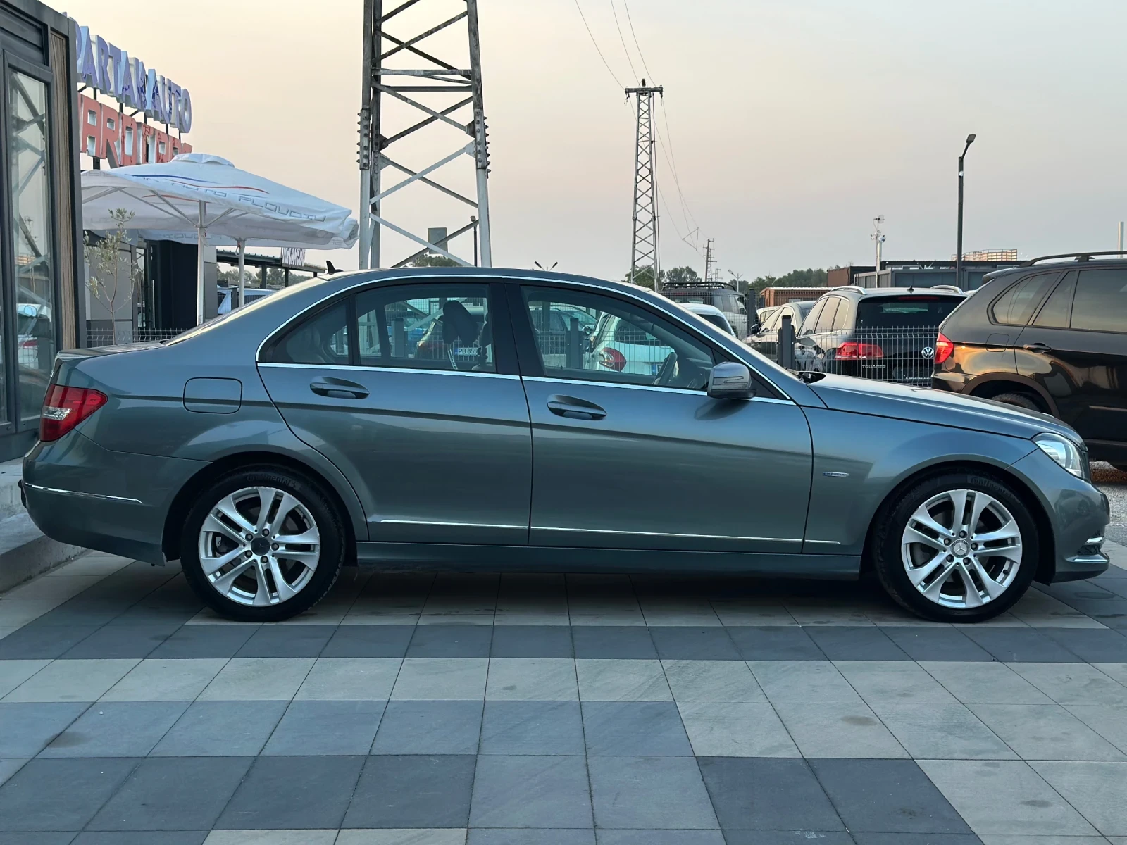 Mercedes-Benz C 220 * Avantgarde* Подгряване* 7G*  - изображение 7