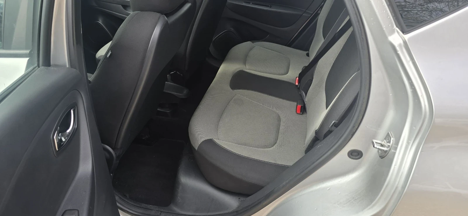 Renault Captur 1.5 DCI AUTOMATIC | Mobile.bg   11