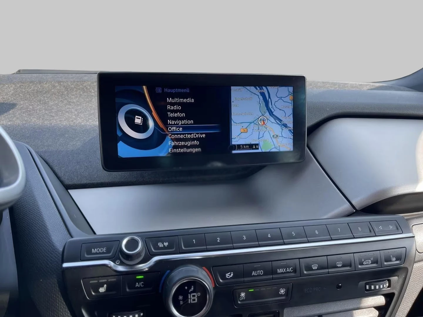 BMW i3 DRIVEASS.+ /102HP/NAVI/LED/KLESS/CRUISE-C./923f - изображение 10