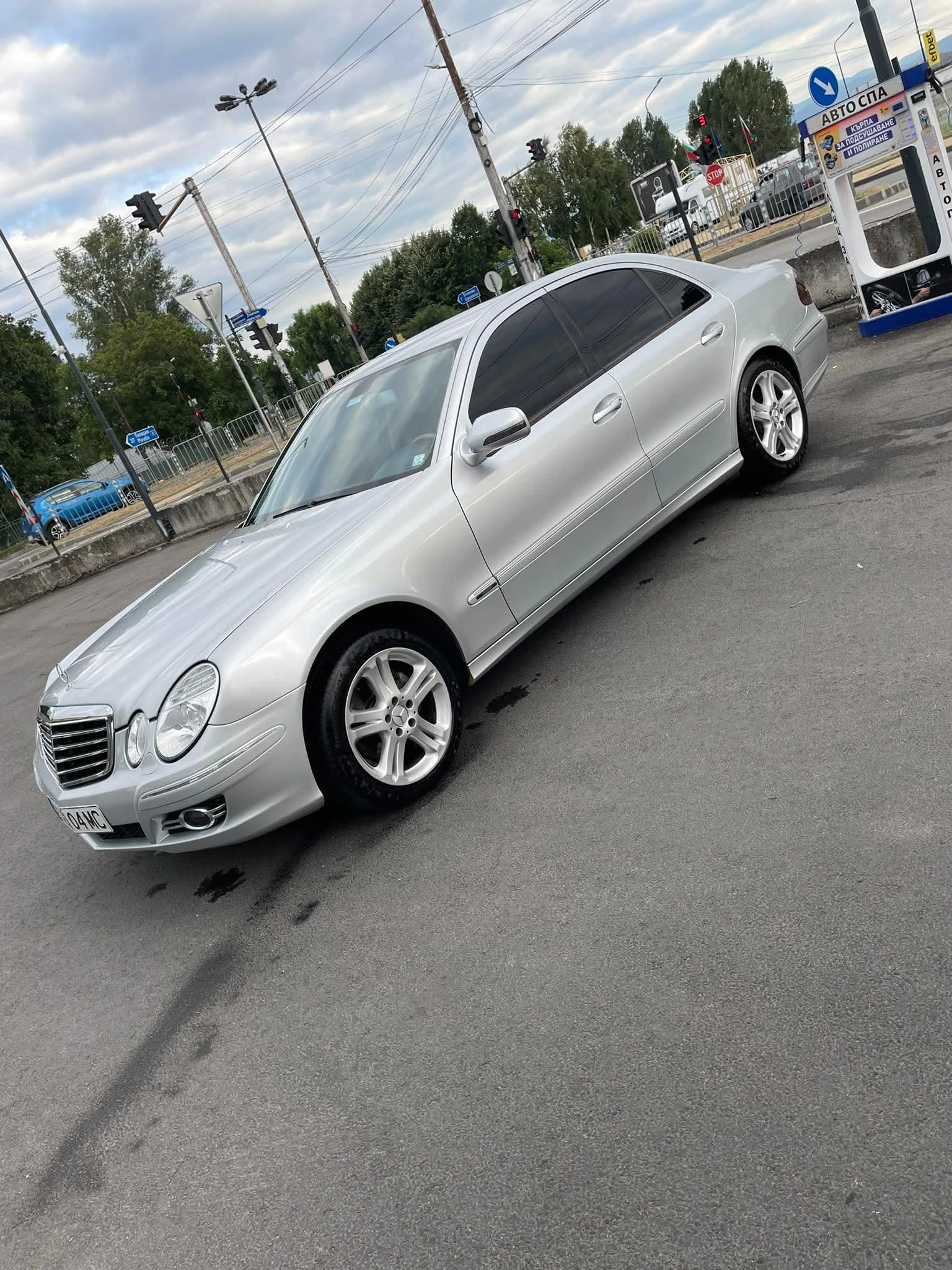 Mercedes-Benz E 320 EVO - изображение 3