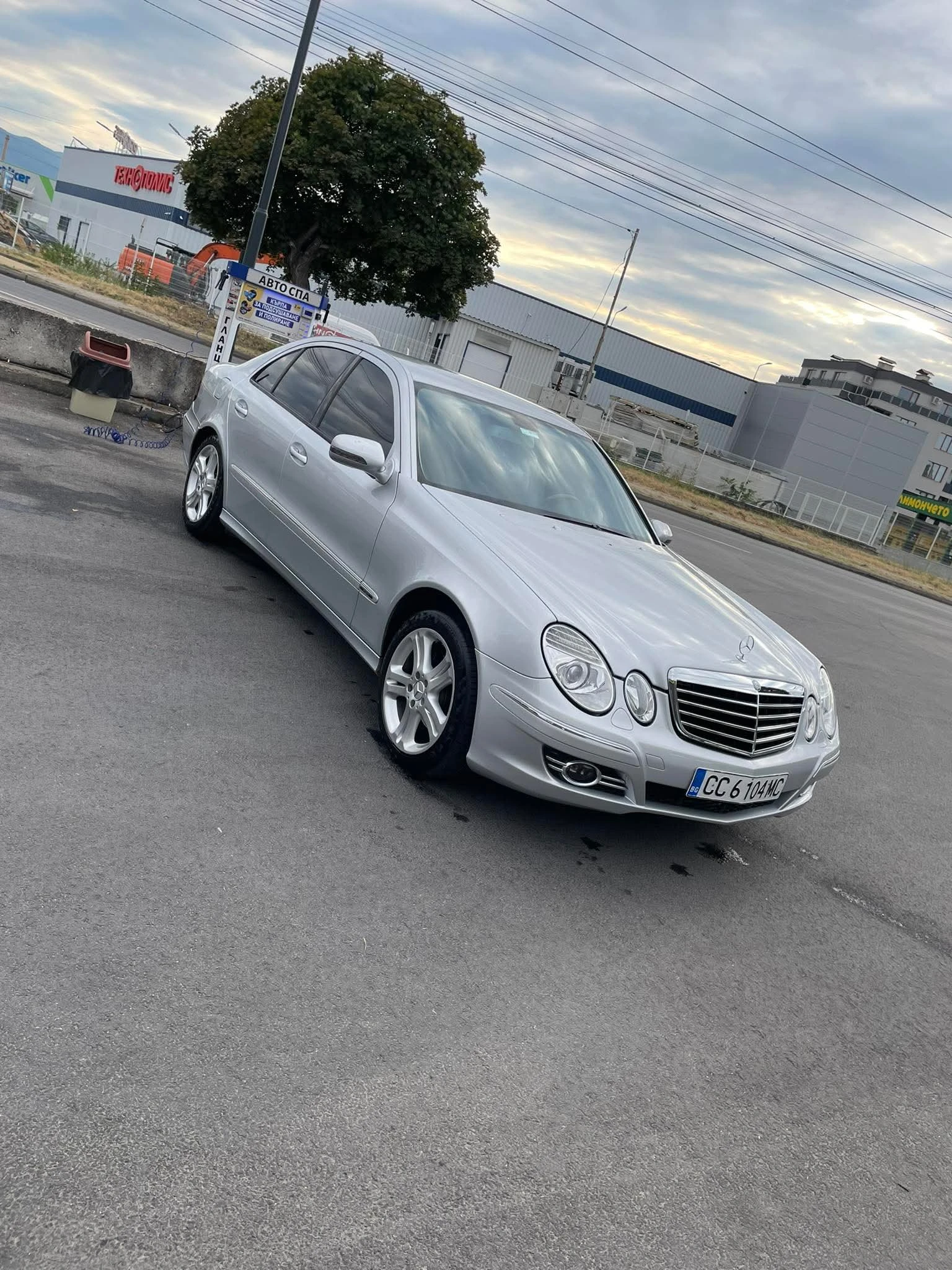 Mercedes-Benz E 320 EVO - изображение 2