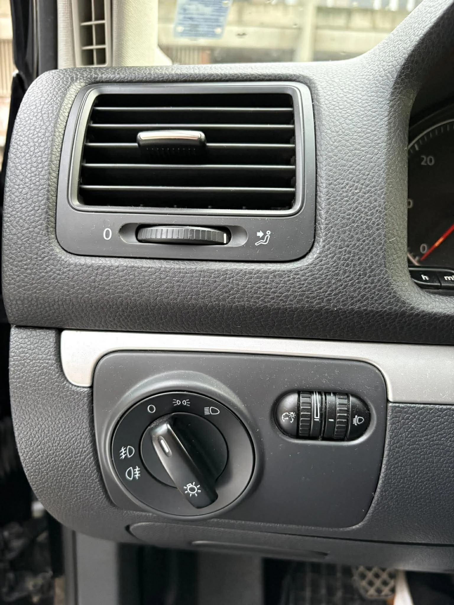 VW Golf  - изображение 9