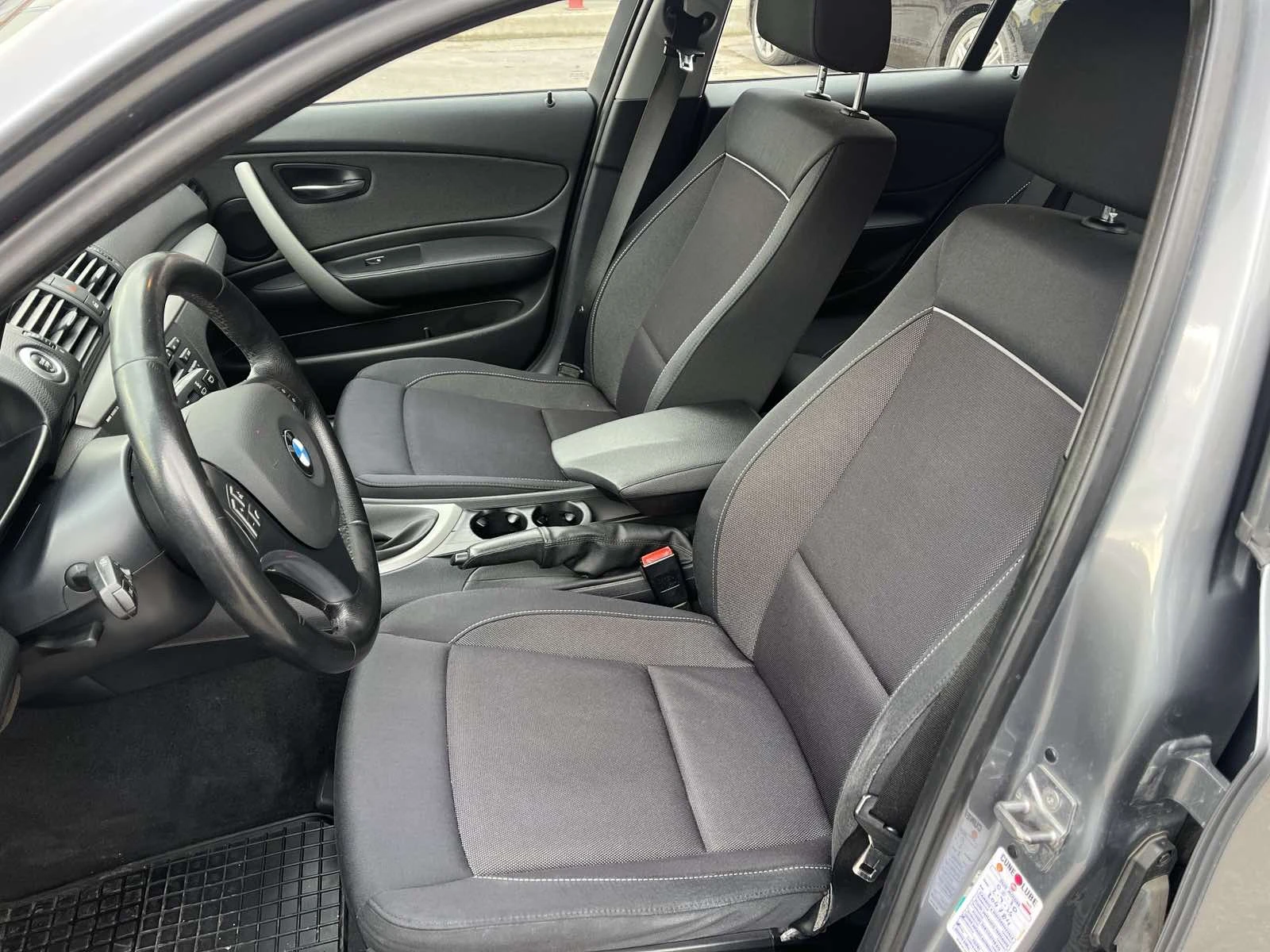 BMW 118 2.0 DISEL, снимка 10 - Автомобили и джипове - 53736477