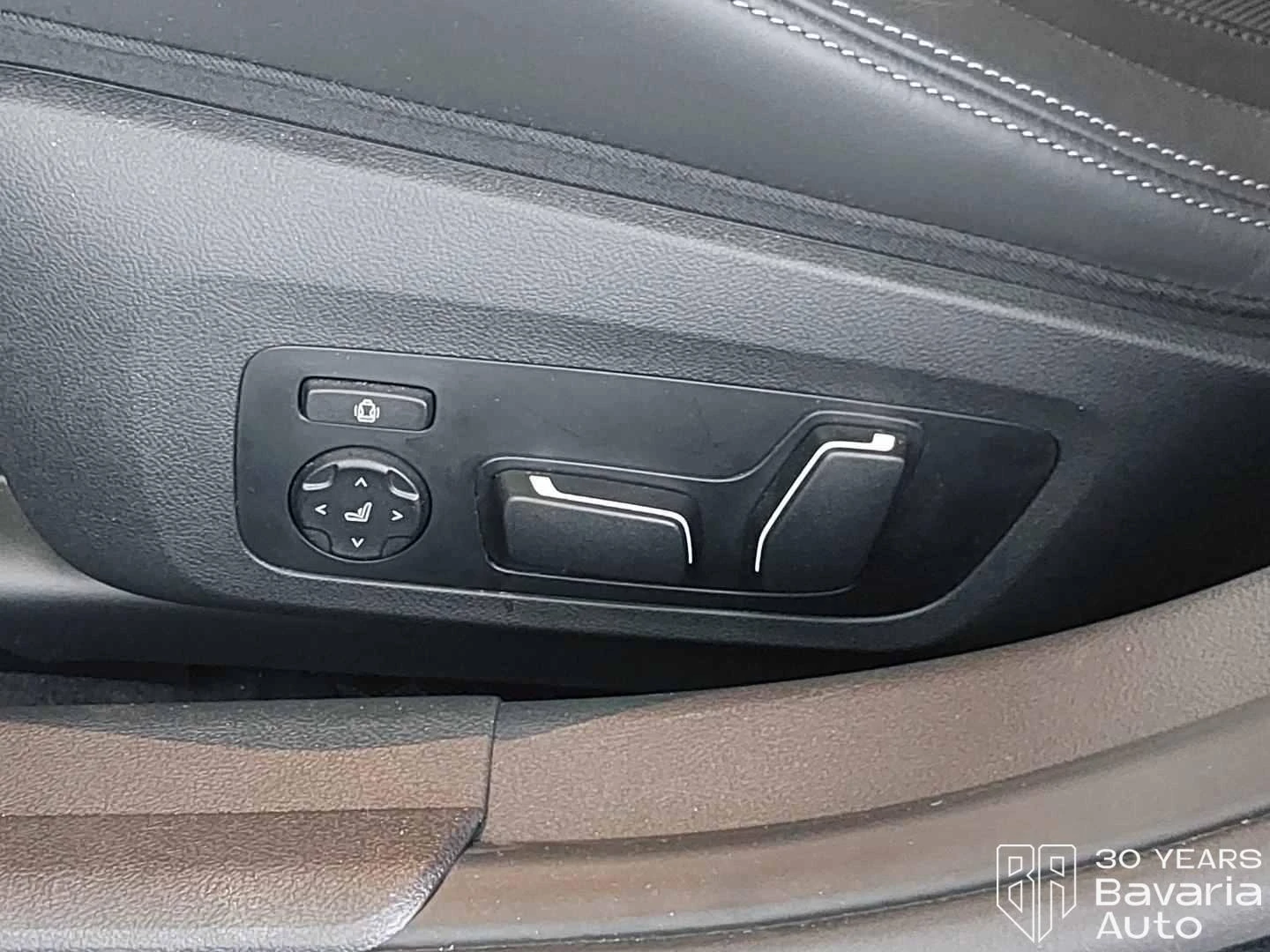 BMW M3 Competition xDrive Drivelogic, снимка 15 - Автомобили и джипове - 53815902