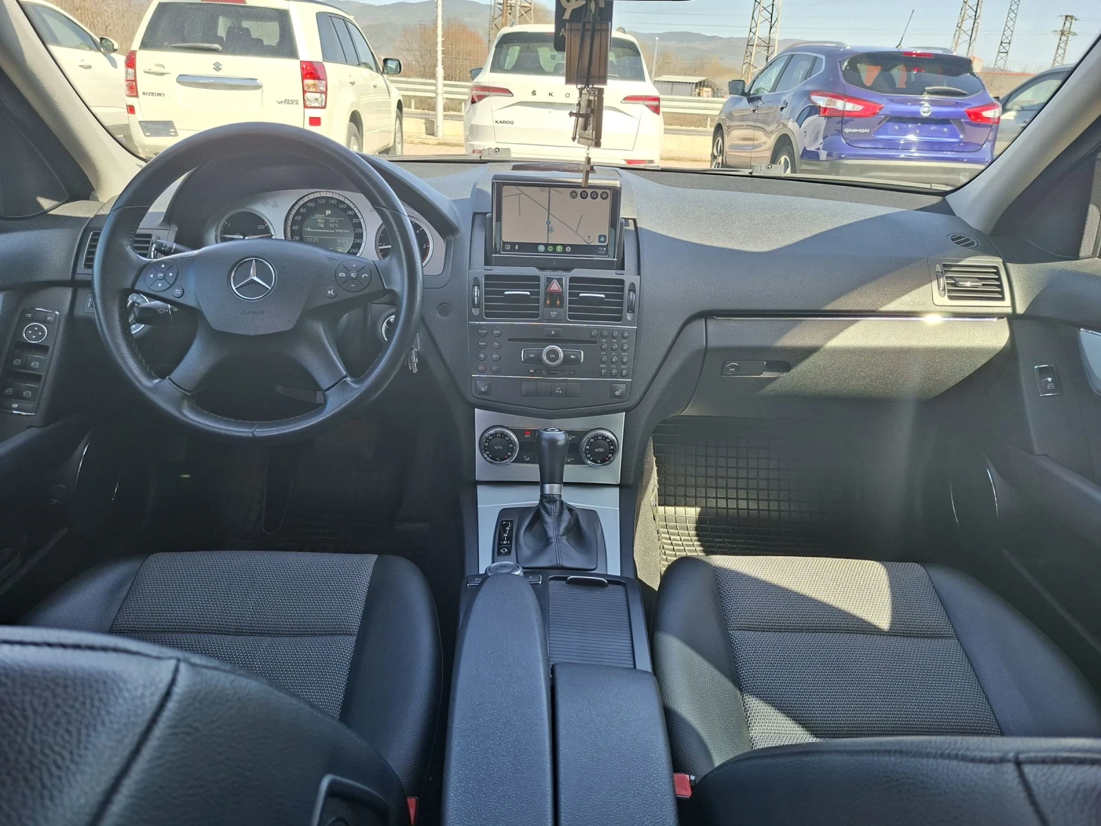 Mercedes-Benz C 220, снимка 8 - Автомобили и джипове - 53840212