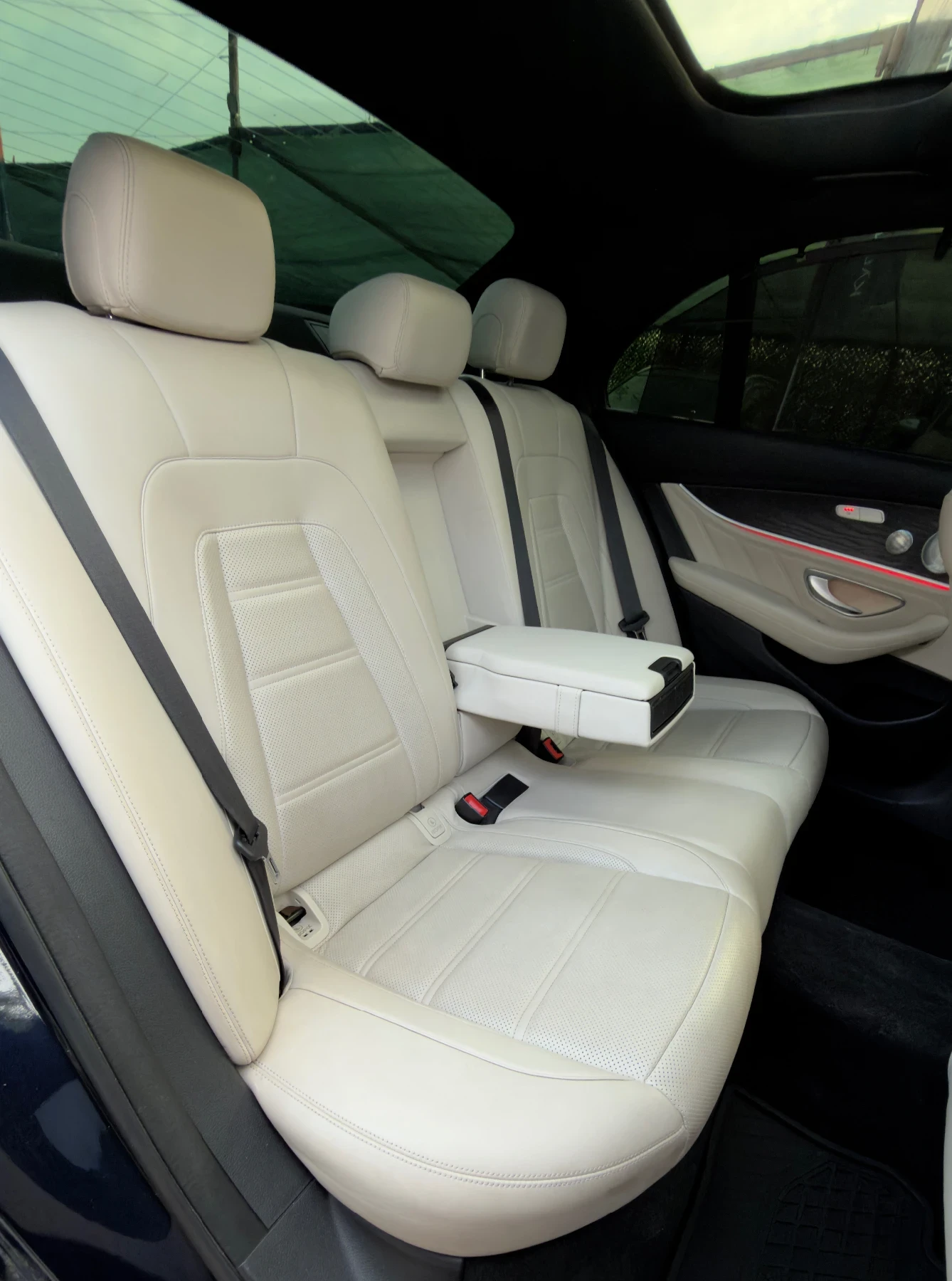 Mercedes-Benz E 43 AMG 4-MATIC| AMG| 500HP| PANO| 360| BURMESTER| ������ | Mobile.bg � ����������� 10
