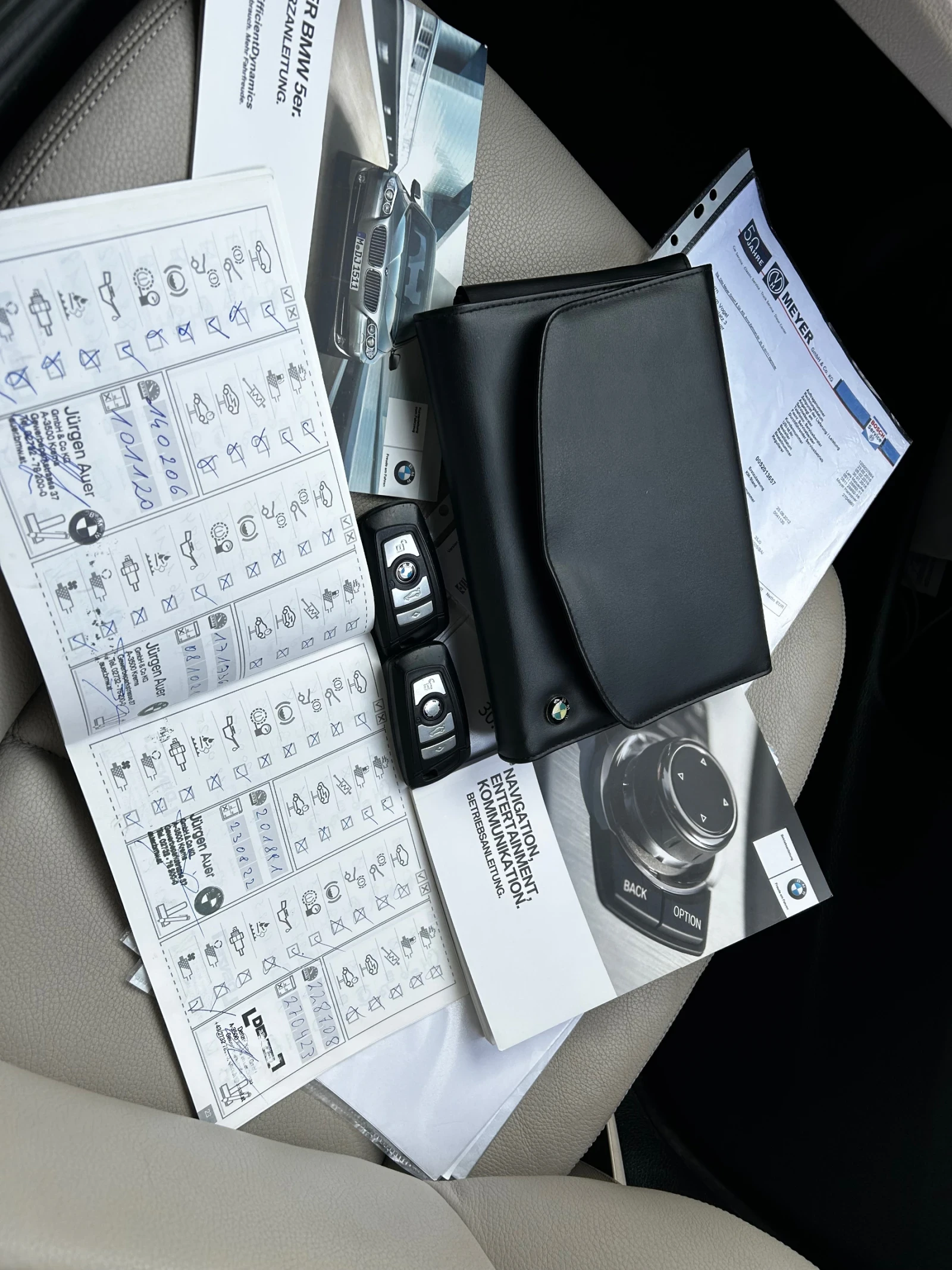 BMW 530 Xd 258к.с. FULL M-Pack* ВАКУМ* ПОДГРЕВ* KEY-LESS* , снимка 13 - Автомобили и джипове - 54595532