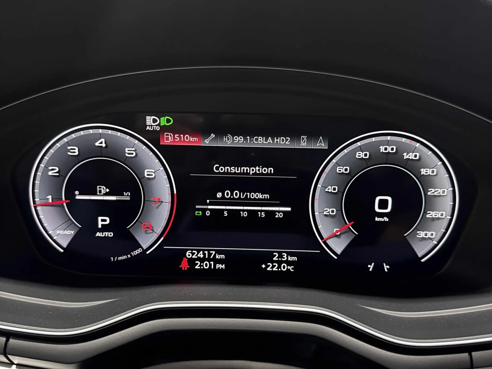 Audi A5 Progressiv * Keyless * CARFAX * АВТО КРЕДИТ * , снимка 10 - Автомобили и джипове - 54897014