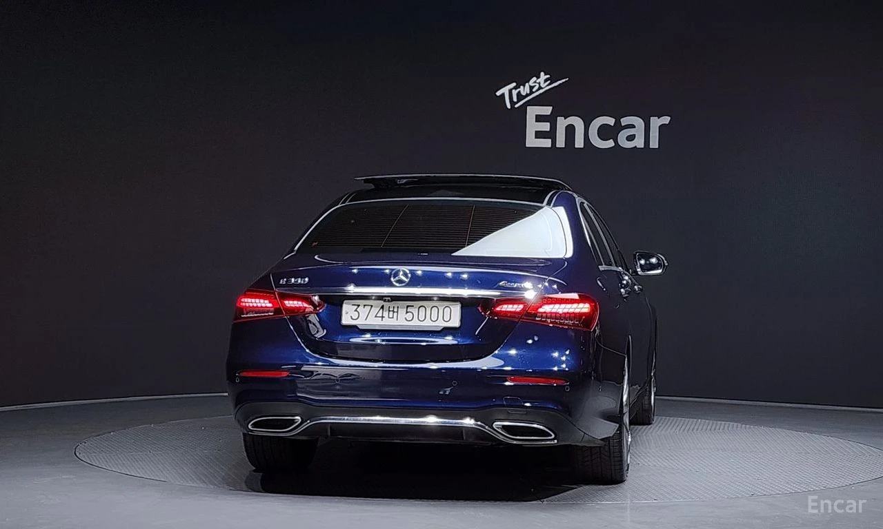 Mercedes-Benz E 350 4MATIC* AMG LINE* EDITION* 360 КАМЕРА* ПОДГРЕВ* , снимка 2 - Автомобили и джипове - 54923068