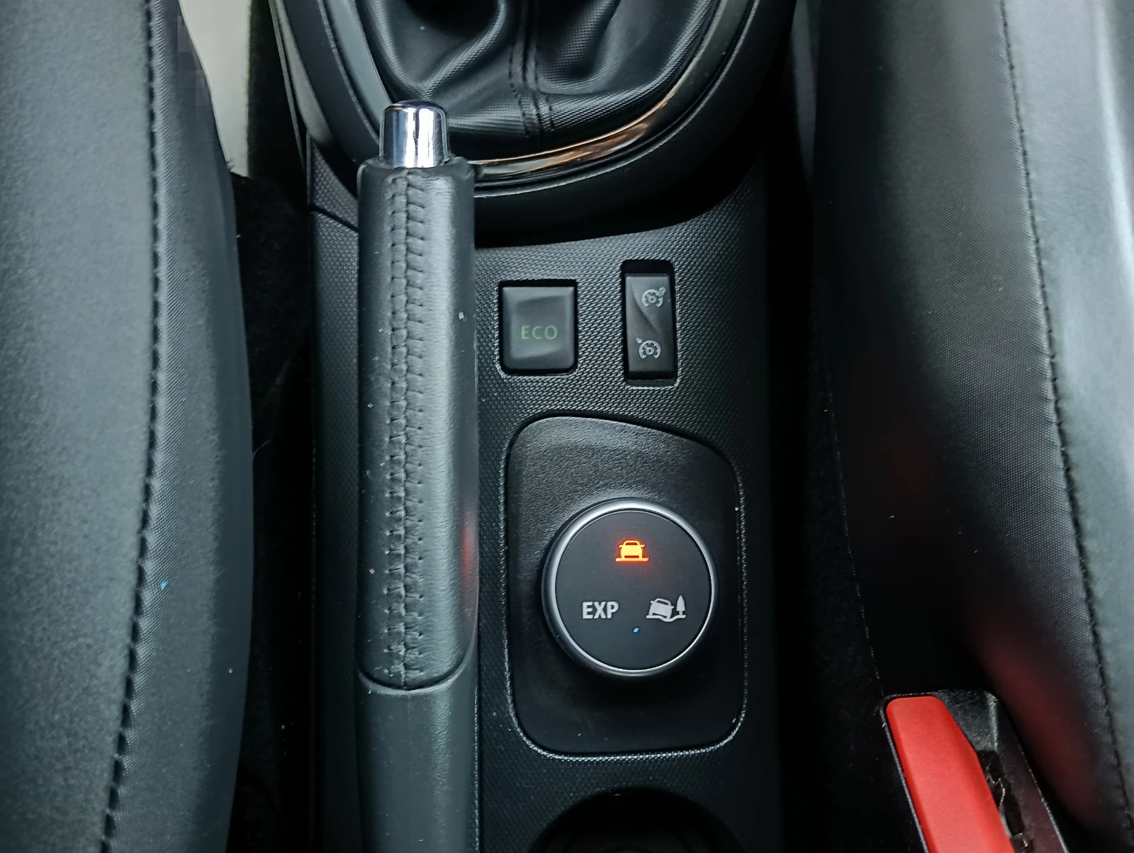 Renault Captur 1.5DCI FULL, снимка 11 - Автомобили и джипове - 55063618