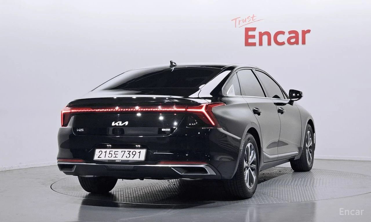 Kia K8 HYBRID* NOBLESSE* ПОДГРЕВ* ОБДУХВАНЕ* LANE* ASSIST, снимка 2 - Автомобили и джипове - 55351536