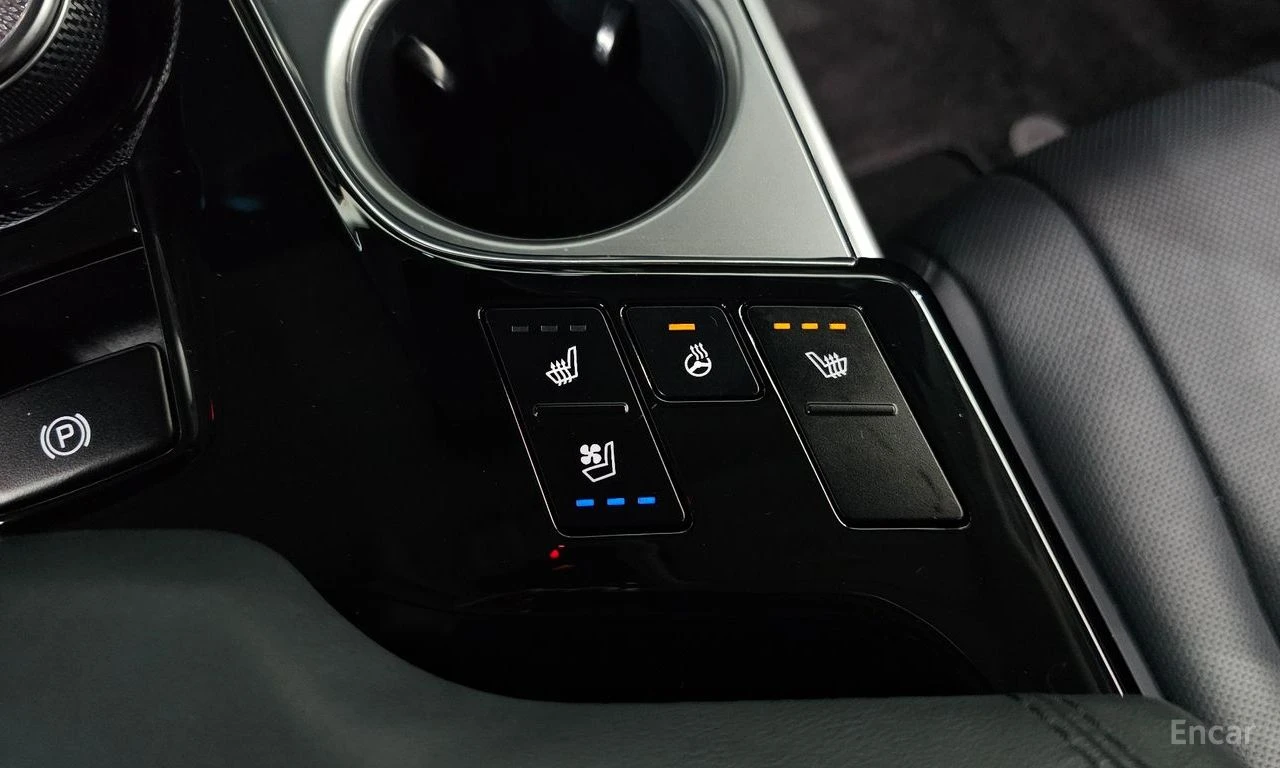 Kia K8 HYBRID* NOBLESSE* ПОДГРЕВ* ОБДУХВАНЕ* LANE* ASSIST, снимка 12 - Автомобили и джипове - 55351536