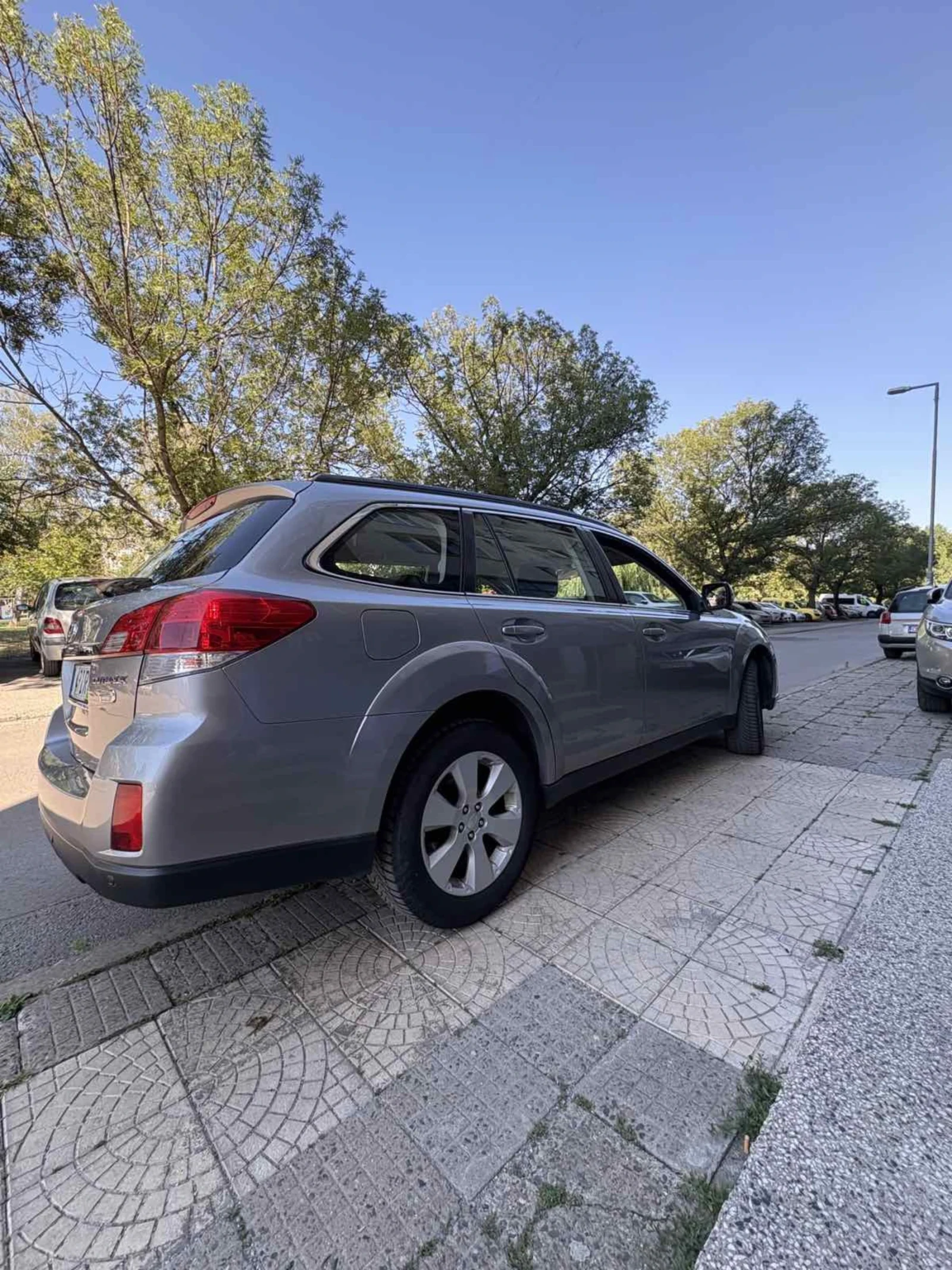 Subaru Outback 2.0 4х4, снимка 3 - Автомобили и джипове - 55530655