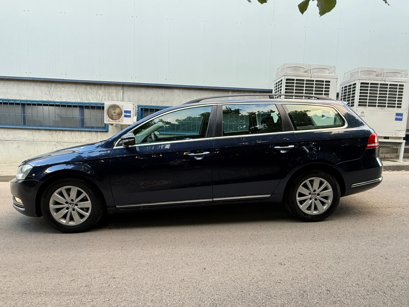VW Passat 2.0 TDi, снимка 6 - Автомобили и джипове - 55792503