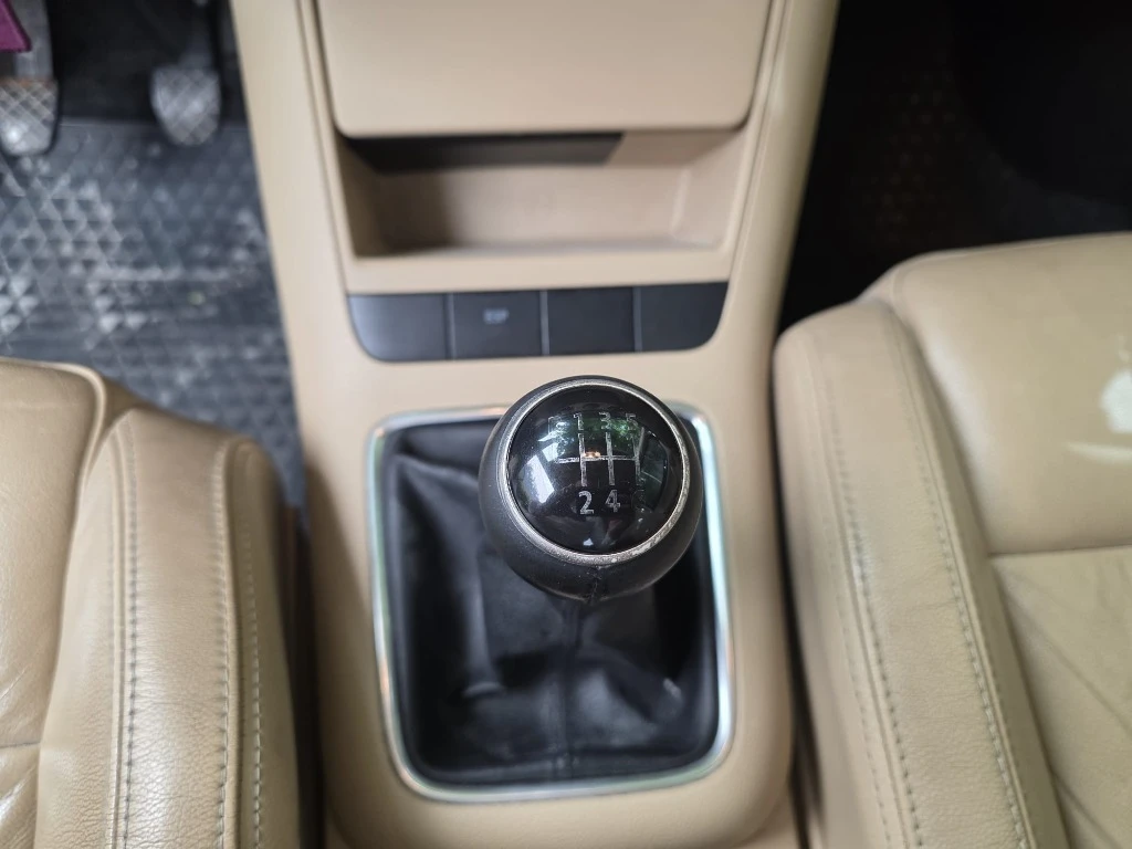 VW Golf Plus  2.0TDI, снимка 8 - Автомобили и джипове - 55802509