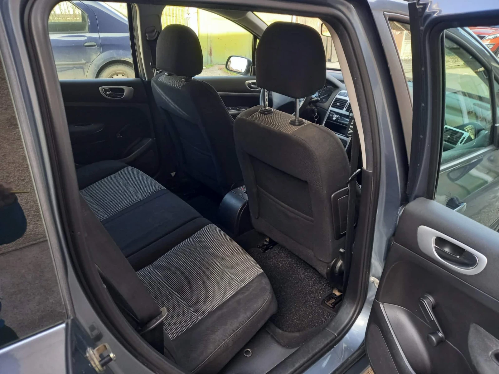 Peugeot 307, снимка 7 - Автомобили и джипове - 55979999