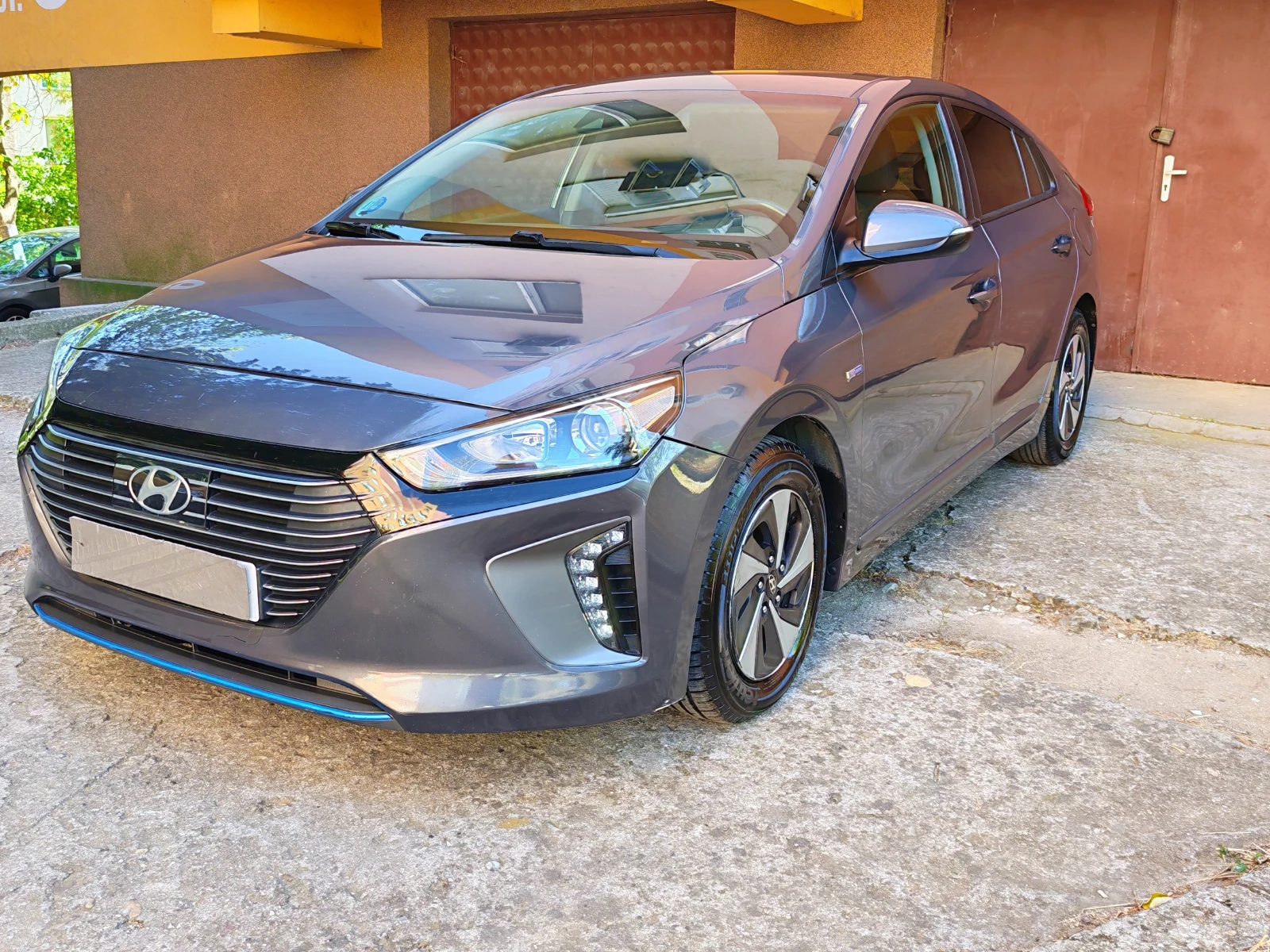 Hyundai Ioniq 1.6 Hibrid