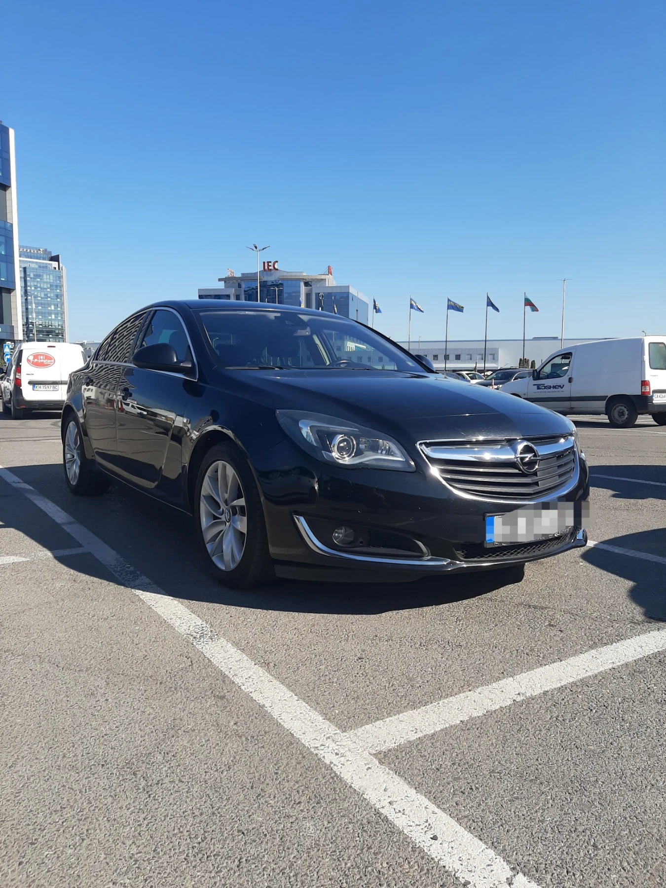 Opel Insignia Cosmo, снимка 4 - Автомобили и джипове - 56197701