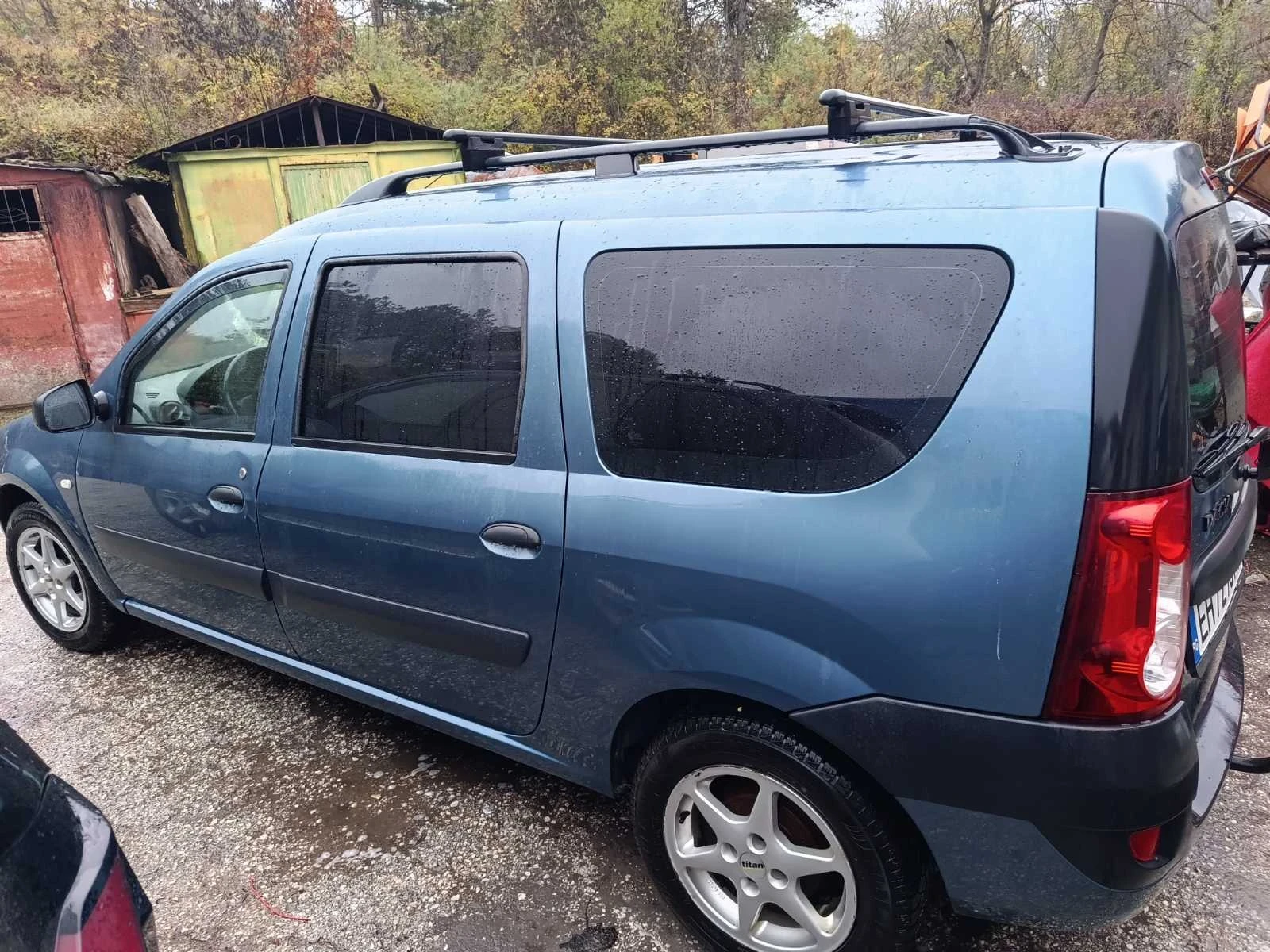 Dacia Logan 1.6 Газ-бензин , снимка 4 - Автомобили и джипове - 56725757