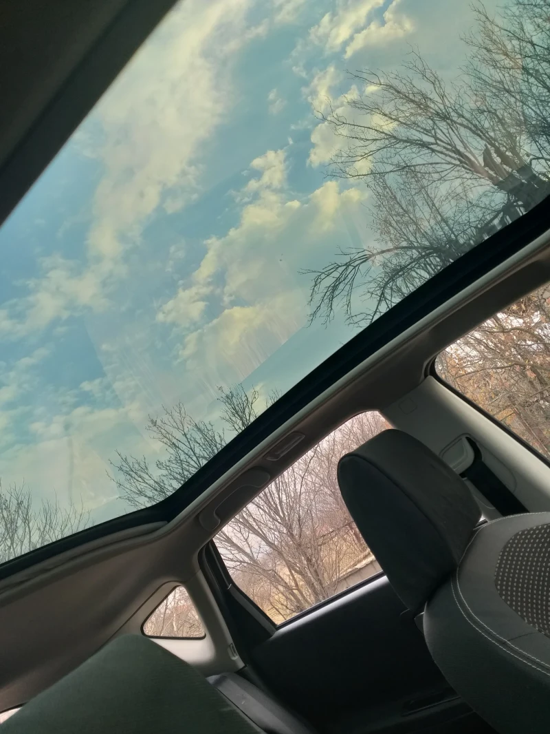 Nissan Qashqai Бензин 1.6 газов инжекцион, снимка 5 - Автомобили и джипове - 52312365