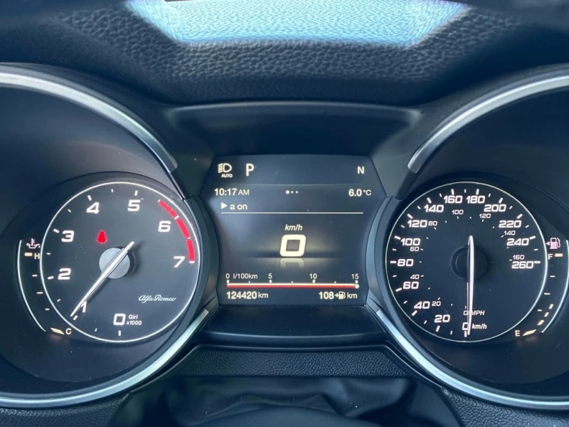 Alfa Romeo Stelvio * Sport * CARFAX * БЕЗ ПЪРВОНАЧАЛНА ВНОСКА, снимка 8 - Автомобили и джипове - 53175909