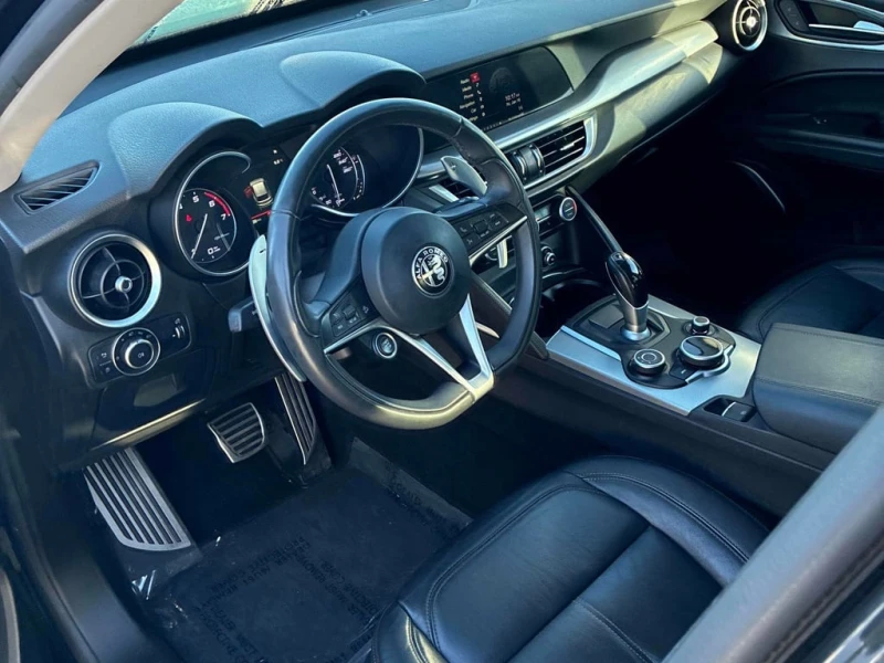 Alfa Romeo Stelvio * Sport * CARFAX * БЕЗ ПЪРВОНАЧАЛНА ВНОСКА, снимка 5 - Автомобили и джипове - 53175909