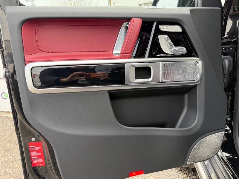 Mercedes-Benz G 63 AMG НОВ * НАЛИЧЕН * ГАРАНЦИЯ * MANUFAKTUR, снимка 6 - Автомобили и джипове - 53466624