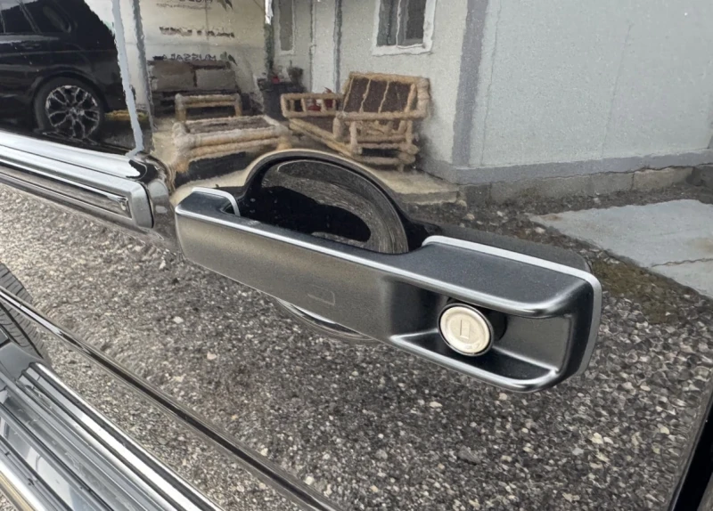 Mercedes-Benz G 63 AMG НОВ * НАЛИЧЕН * ГАРАНЦИЯ * MANUFAKTUR, снимка 4 - Автомобили и джипове - 53466624