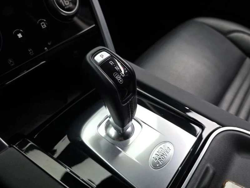 Land Rover Discovery Sport 2.0 Automatic, снимка 9 - Автомобили и джипове - 55841273