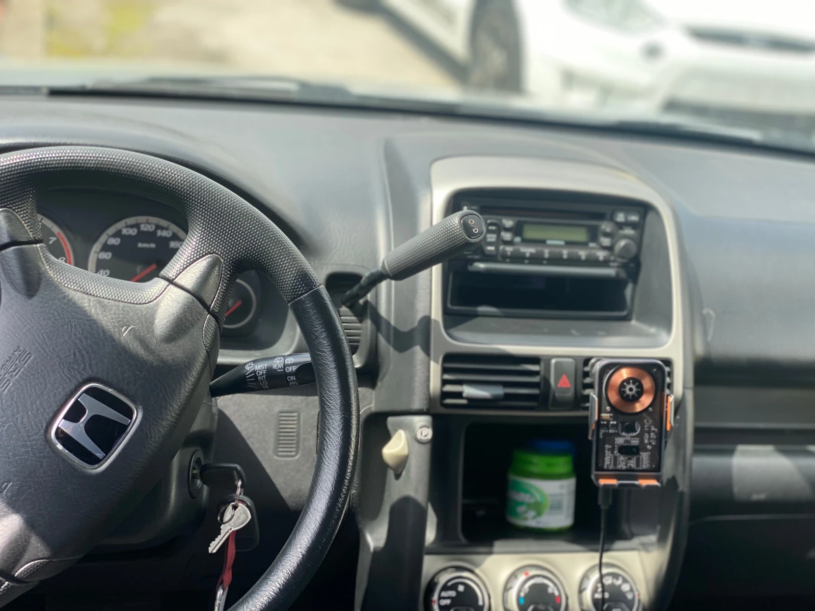 Honda Cr-v 2.0 - изображение 4
