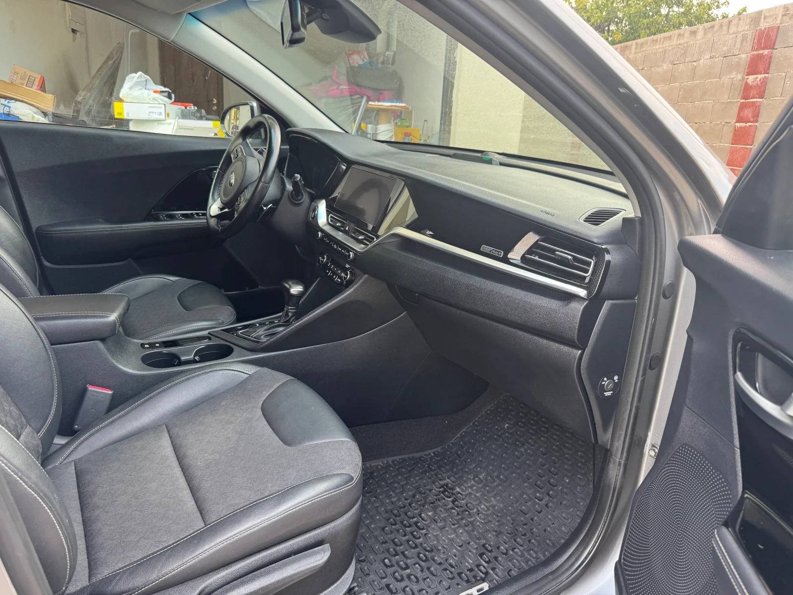 Kia Niro EDITION-7  - изображение 8