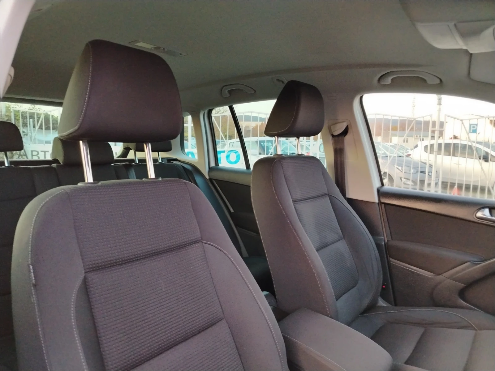 VW Tiguan 2.0-140  6 FACELIFT | Mobile.bg   14