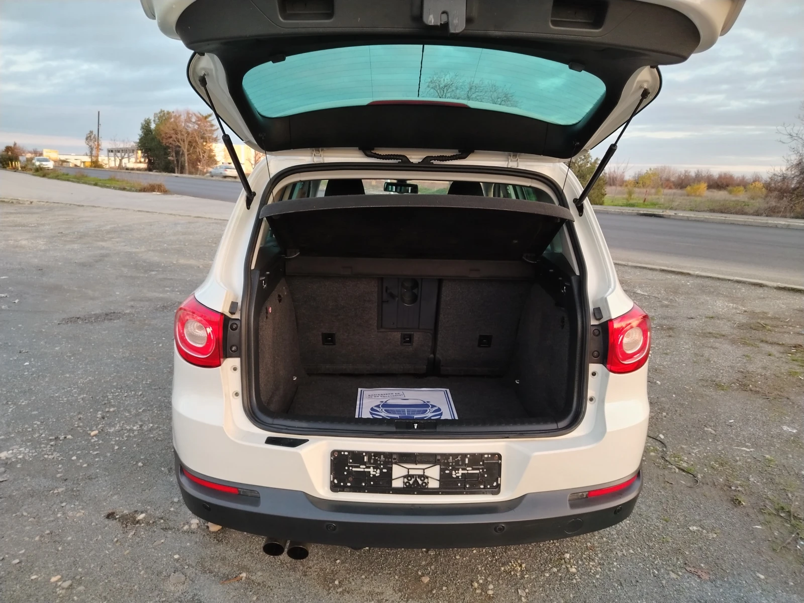 VW Tiguan 2.0-140  6 FACELIFT | Mobile.bg   8