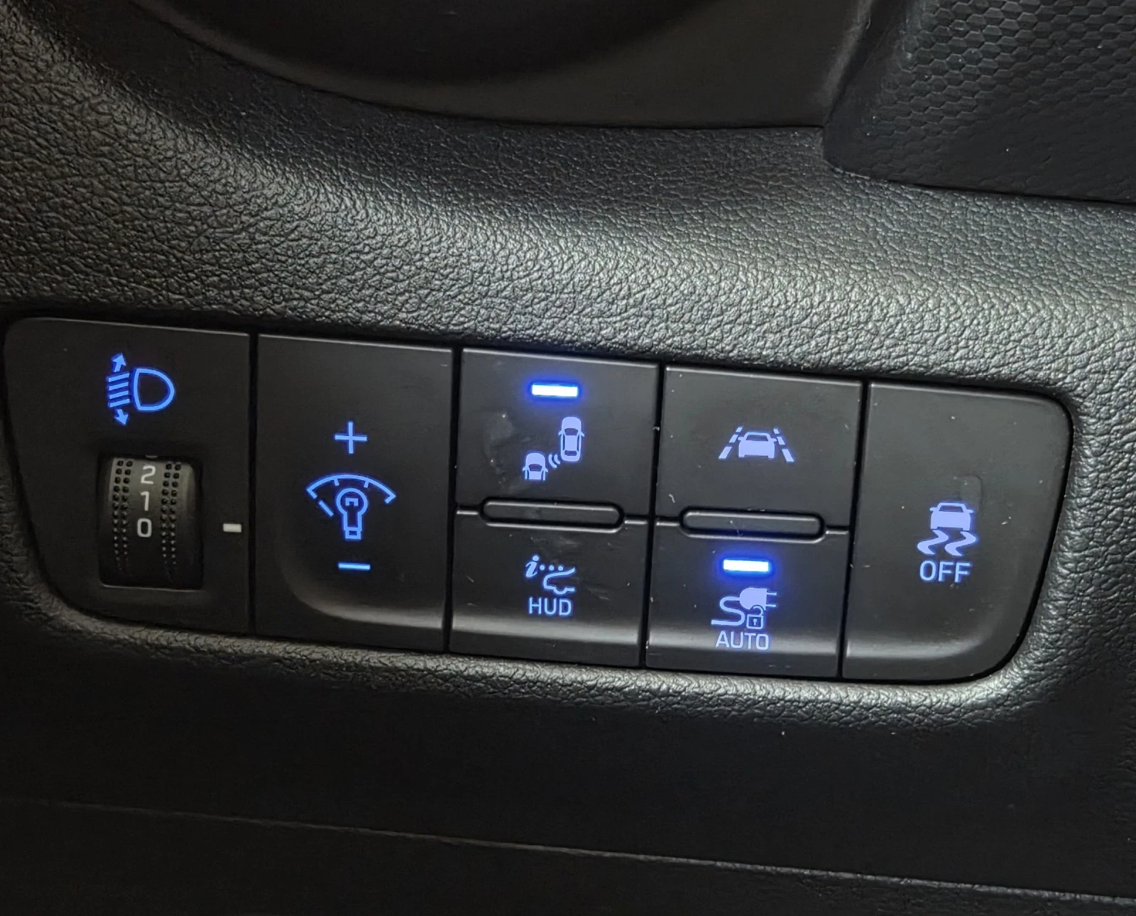 Hyundai Kona 64KWh/Blue Link/SOH100% | Mobile.bg � ����������� 14